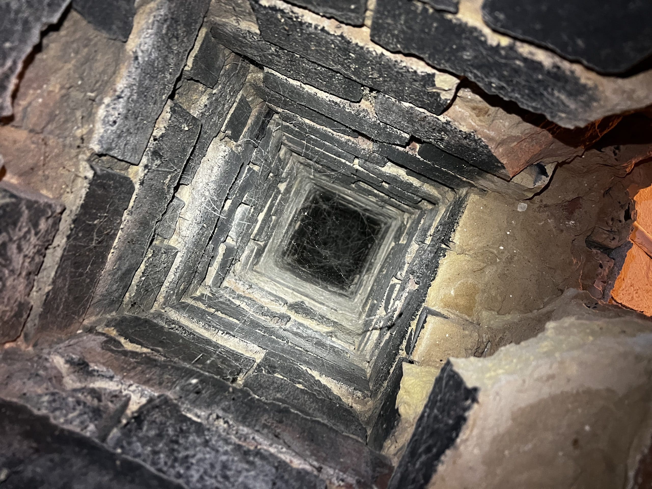 Schornstein Ausleeren